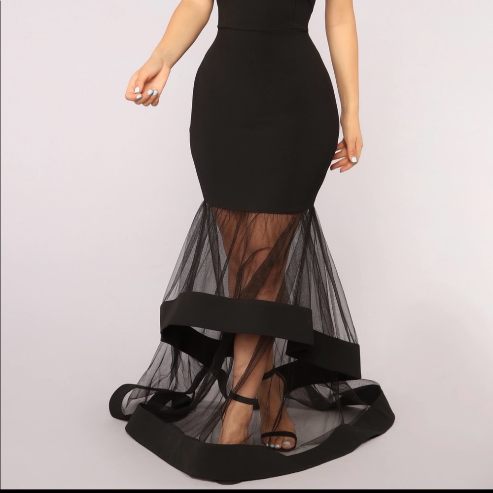 Dress - Picture 2 of 3